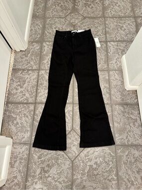 DKNY NWT Jeans High Rise Flare Black Jeans Size 27x31 Tall